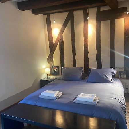 Le Backstage Apartamento Bourges Exterior foto