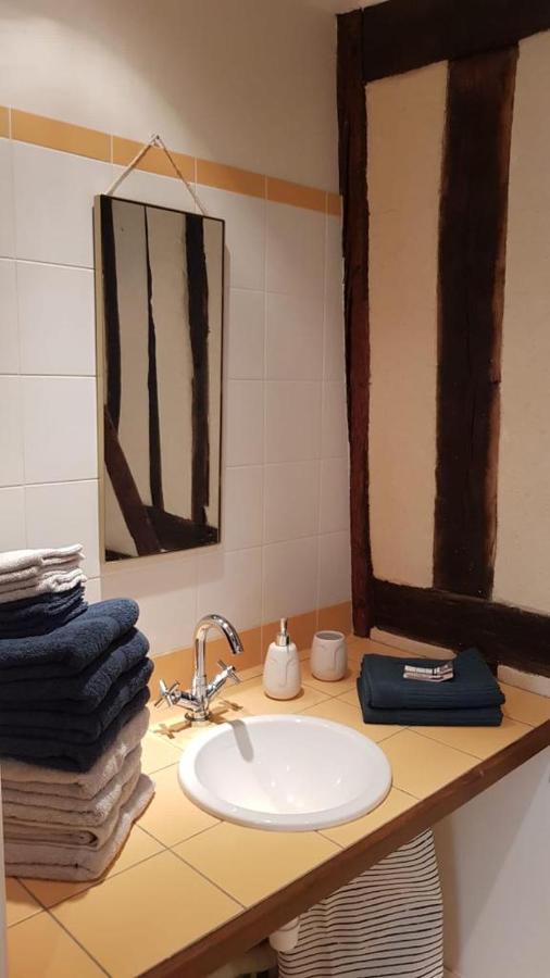 Le Backstage Apartamento Bourges Exterior foto